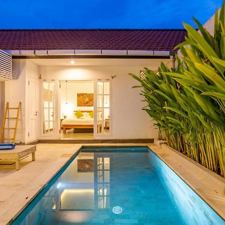Casa Nisa Seminyak Villa Екстериор снимка